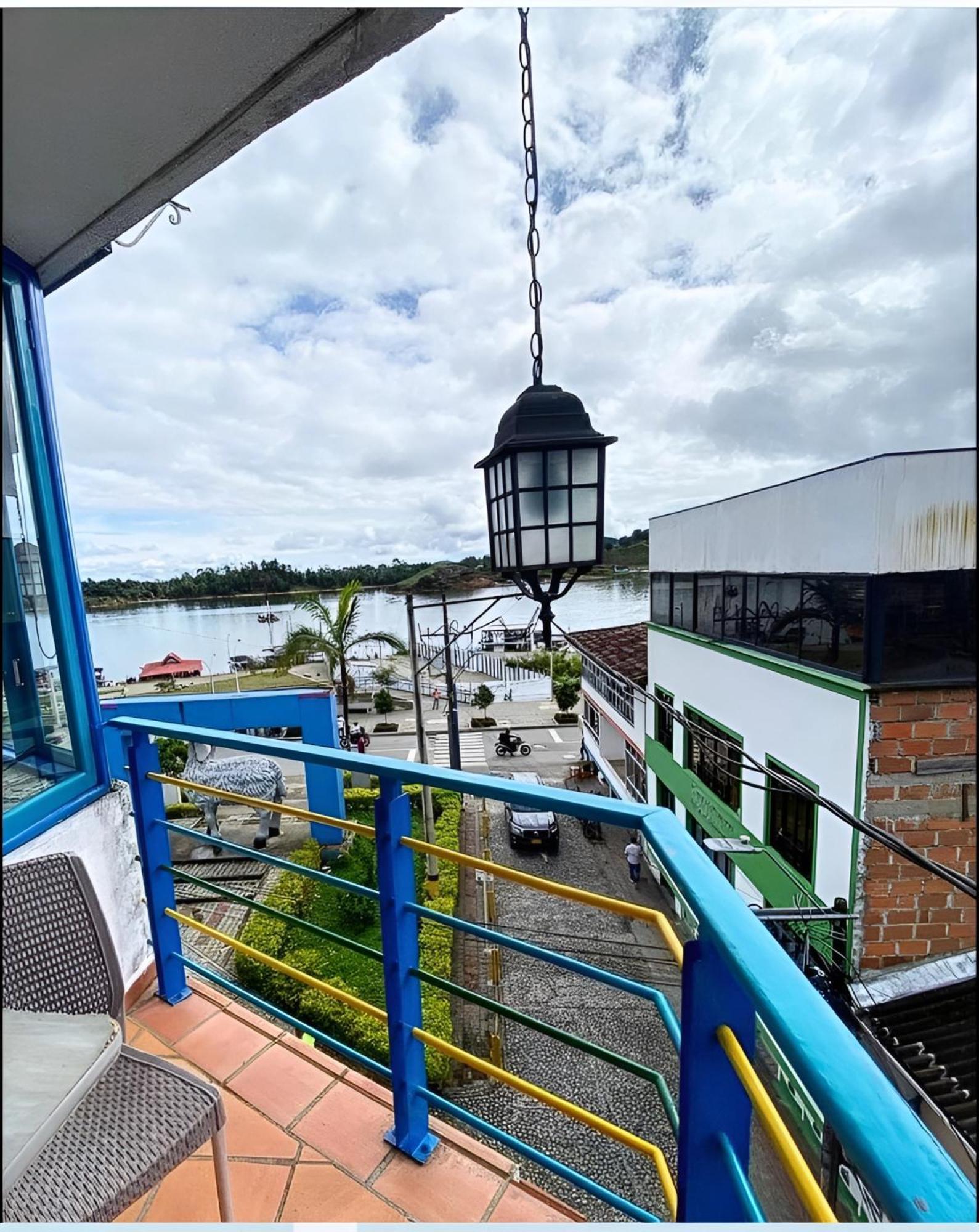 Guatapé Hotel Guatatur מראה חיצוני תמונה