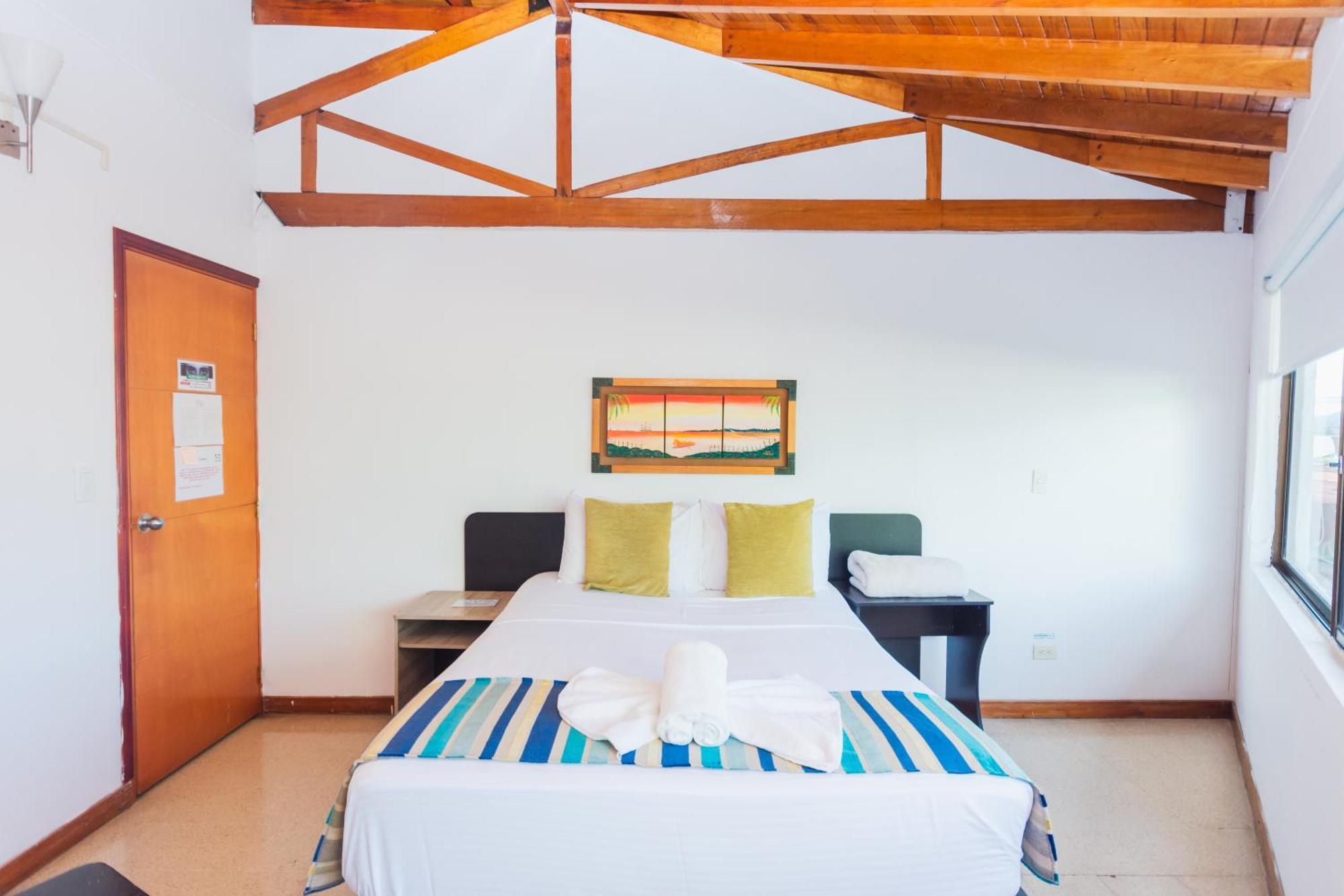 Guatapé Hotel Guatatur מראה חיצוני תמונה