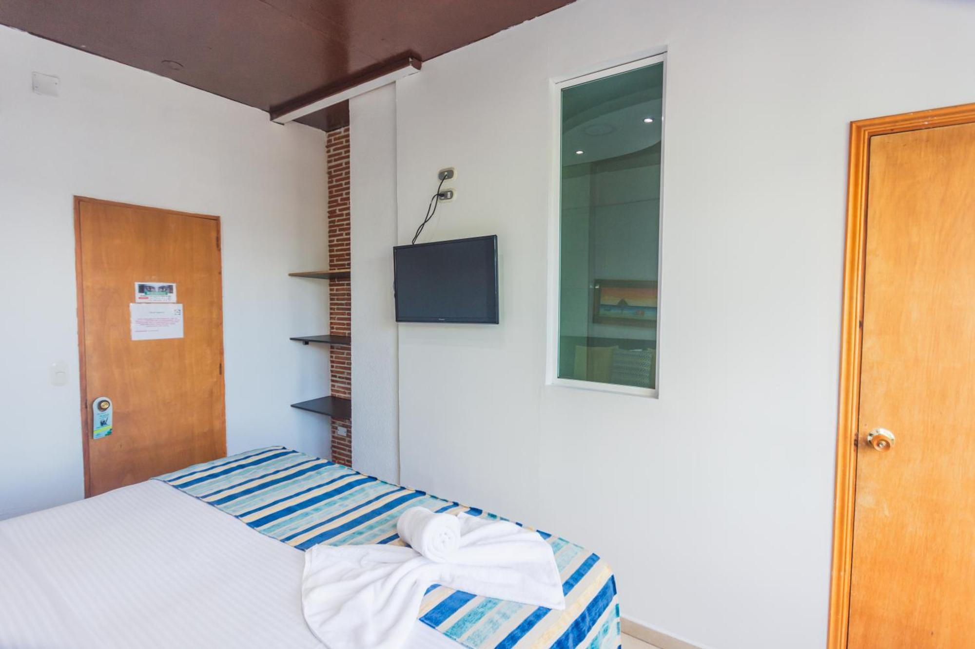 Guatapé Hotel Guatatur מראה חיצוני תמונה