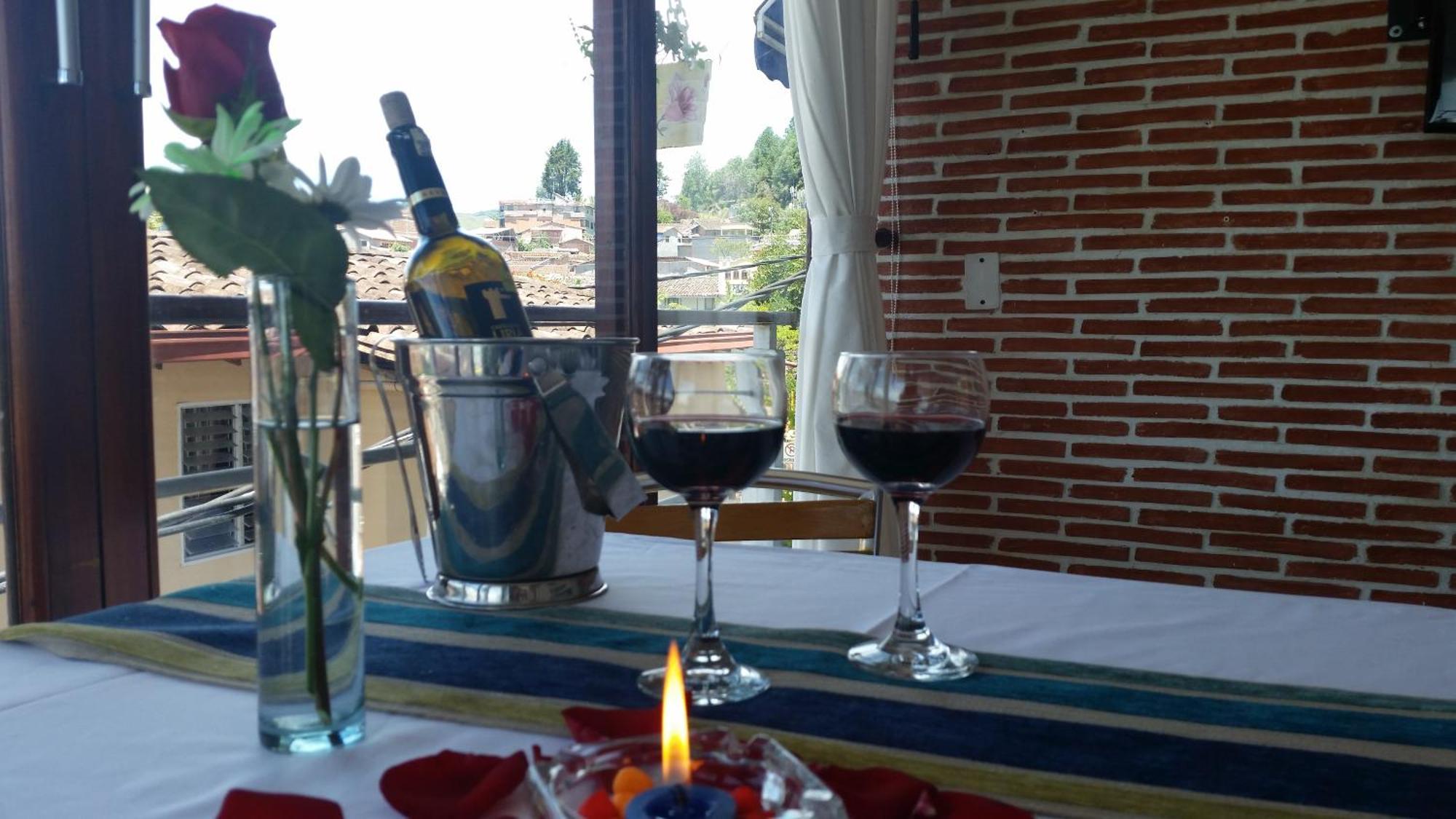 Guatapé Hotel Guatatur מראה חיצוני תמונה